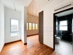 Changi Grove (D17), Semi-Detached #456092361